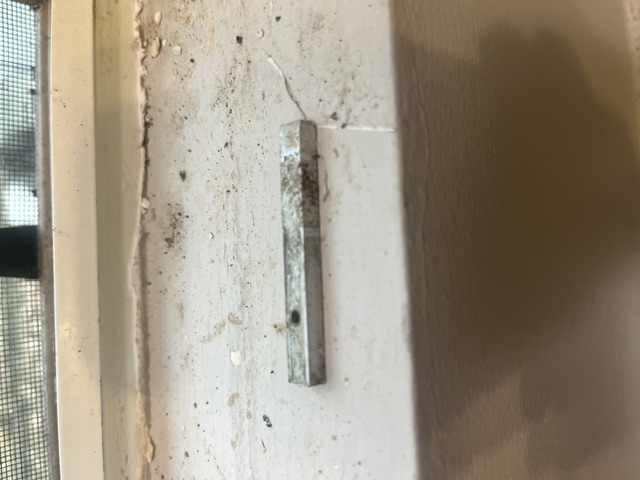 Pivot bar